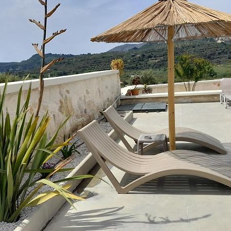 Georgioupoli Studio 2 With A Pool And Lake Views Εξωτερικό φωτογραφία