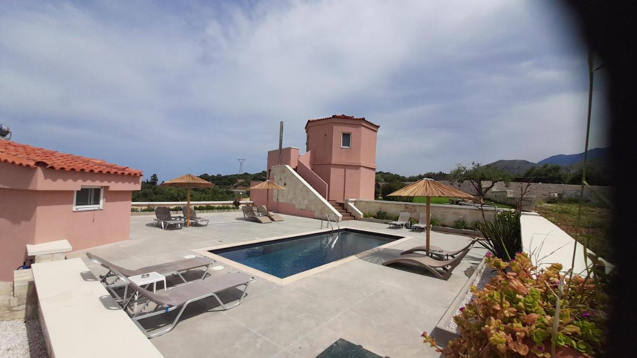 Georgioupoli Studio 2 With A Pool And Lake Views Εξωτερικό φωτογραφία