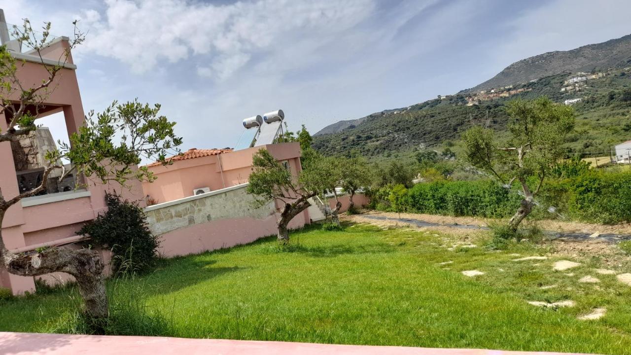 Georgioupoli Studio 2 With A Pool And Lake Views Εξωτερικό φωτογραφία