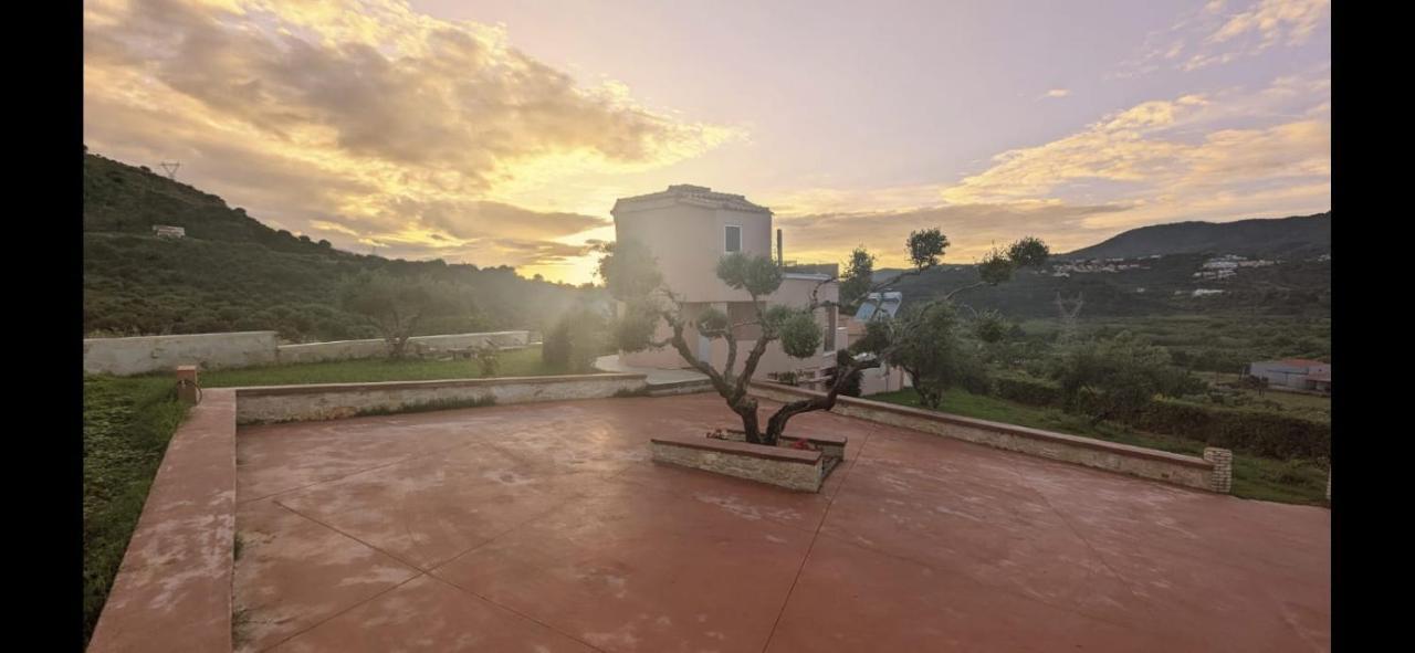 Georgioupoli Studio 2 With A Pool And Lake Views Εξωτερικό φωτογραφία
